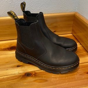 Women’s Chelsea Boots